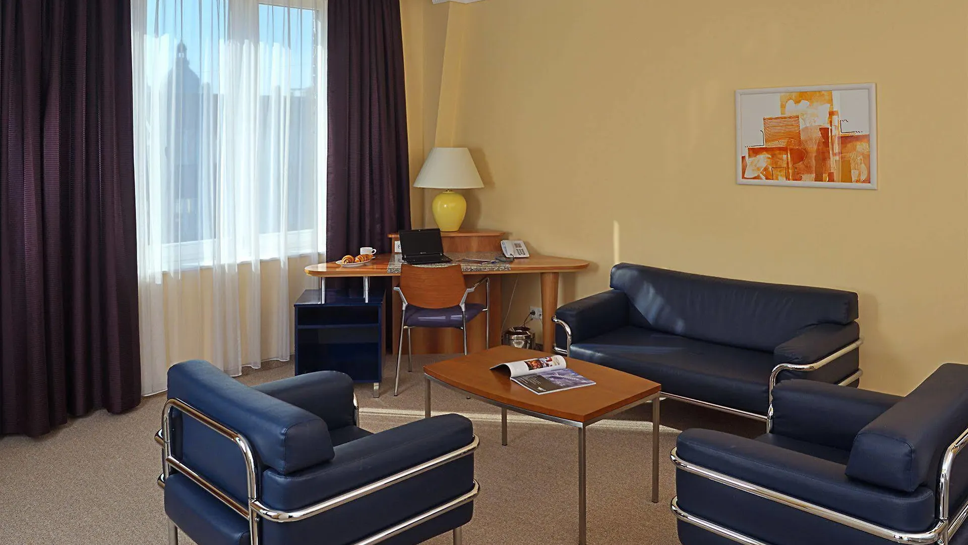 Leonardo Boutique Hotel Budapest M-Square 4*,