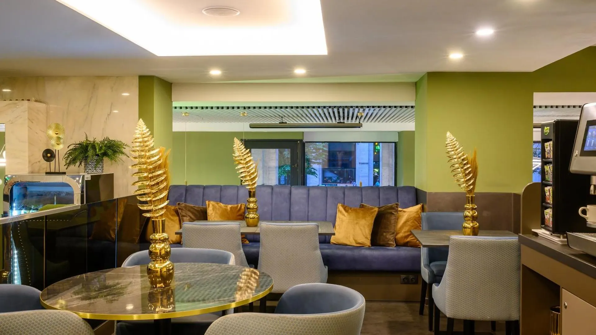 Leonardo Boutique Hotel Budapest M-Square 4*,